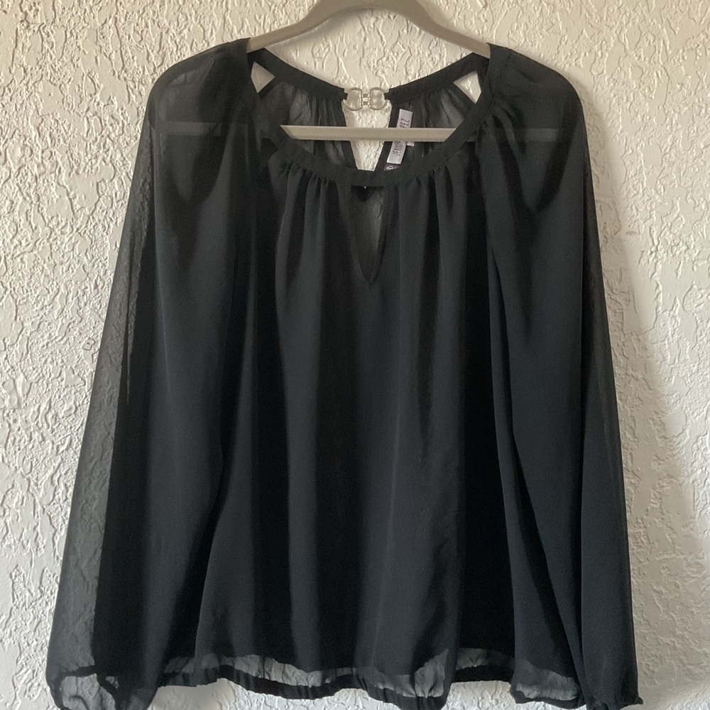 Jennifer Lopez Black Flowy Blouse